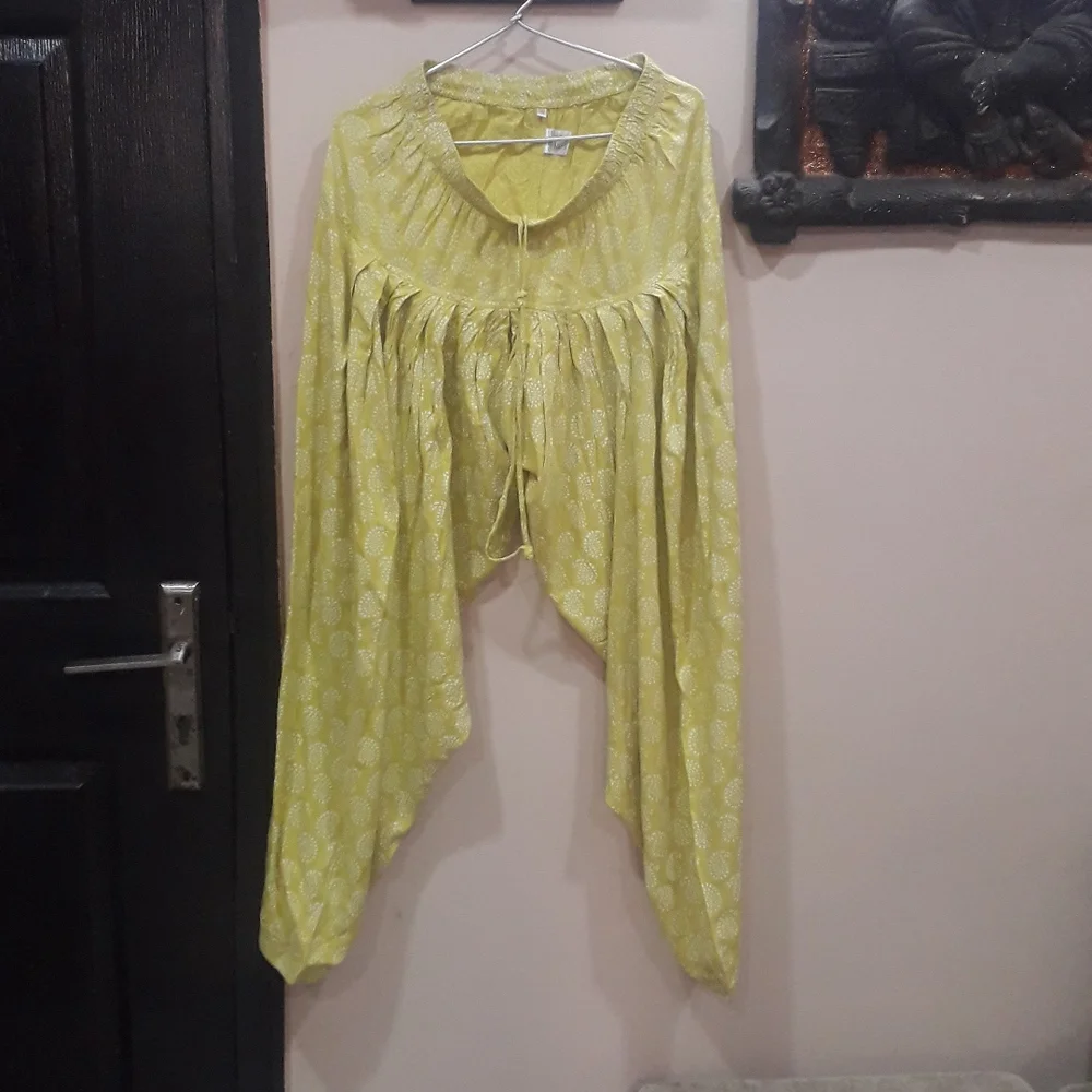 Biba green kurta with yellow ambi print salwar - Picture 6 of 8
